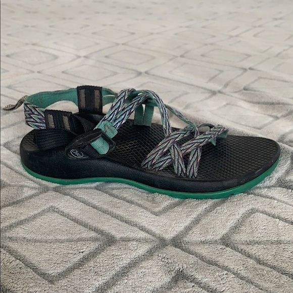 💙Kid’s or Woman’s Ecotred Chacos 💙 - Picture 5 of 14